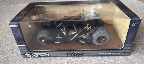 Hot wheels 2004 batmobile - hot,