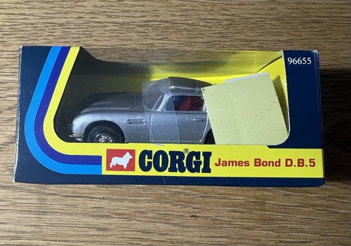 Corgi james bond aston - bond,