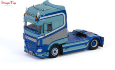 WSI DAF XF Super Space Cab MY2017 4X2 'White Bison' 1:50