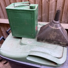 Vintage VALOR 2 Gallon Petrol