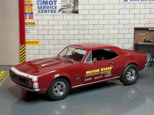 Exact detail 1967 - 1:18,