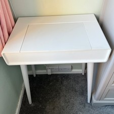 Jimi Dressing Table / Desk by