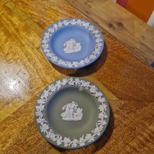 2 small Wedgewood green/sage
