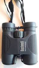 Bushnell H2O Waterproof 10x42 FOV 305FT Binoculars. Excellent, used, with case