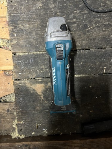 Makita dga452 18v cordless - dga452,