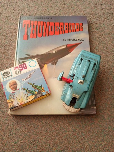 Thunderbird die cast model - thunderbird,