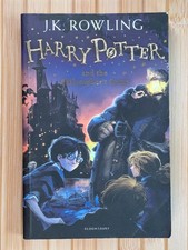 Harry Potter And The Philosopher's Stone J.K. Rowling Paperback Book V16