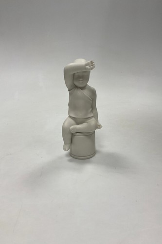 Royal copenhagen figurine - royal,