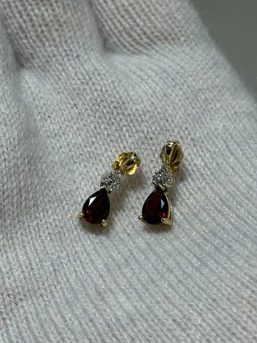 10k gold teardrop garnet - 10k,