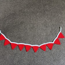 New Crochet Bunting Red/white