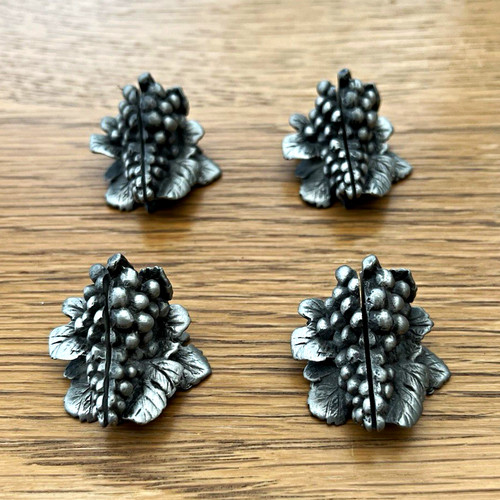 Set metal grape cluster - 4,