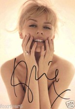 KYLIE MINOGUE Signed Photograph - Singer / Actress / Sex Symbol - 7"x5" reprint
