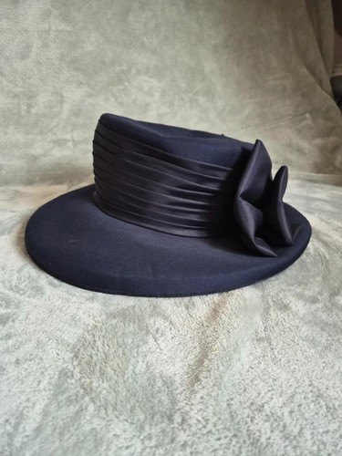 Navy blue occasion hat - blue, wedding