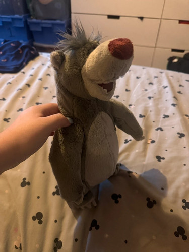 Singing and dancing baloo from - singing,