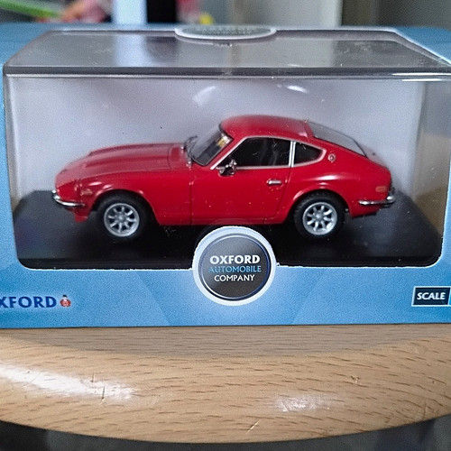 Oxford diecast datsun 240z - datsun,