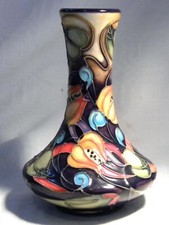 MOORCROFT POTTERY   CELTIC WEB