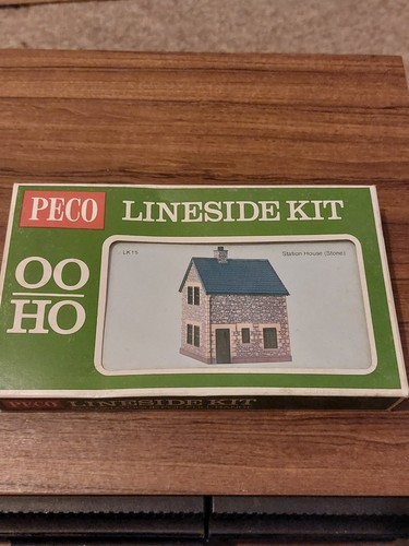 Peco stone station house - stone,