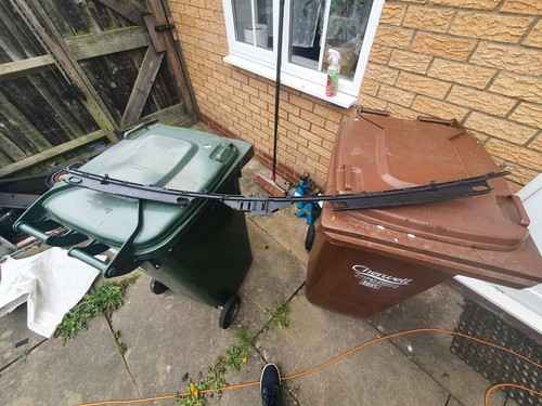 Vivaro trafic windscreen - vivaro,