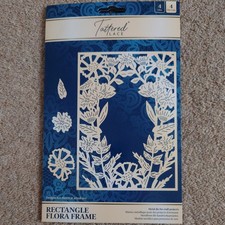 Tattered Lace RECTANGLE FLORA