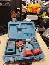 Makita 6935FD 14.4V cordless impact driver