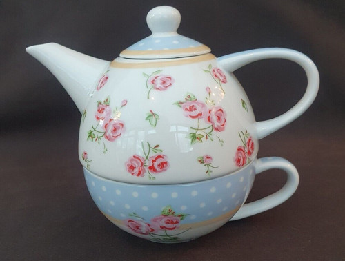 Pretty typhoon tea - one, pot