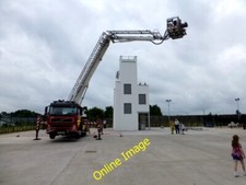 Photo 6x4 Extending crane -