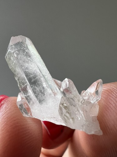 Tiny raw lemurian - 4g,