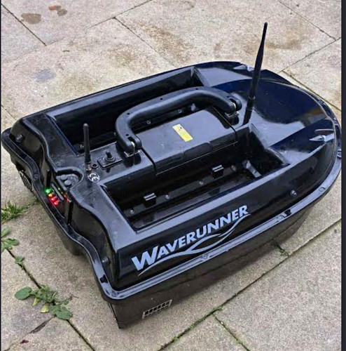 Waverunner fishing bait boat - bait,