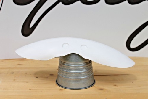 Short front fender for triumph - front,