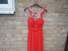 QUIZ LADIES SIZE 6 RED LONG