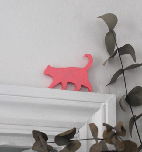 Pink pussy cat hand - pink,