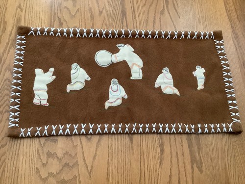 Wool canadien inuit wall - inuit,
