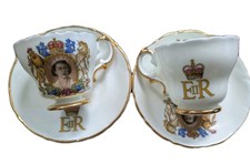Pair Queen Elizabeth II