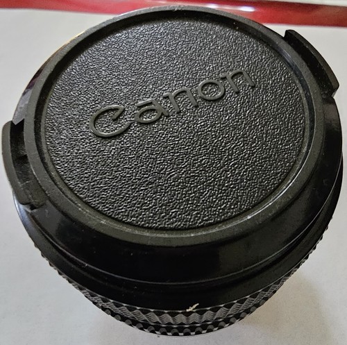 Canon 28mm lens - 28mm,