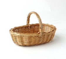 Hand Woven Basket w Handle