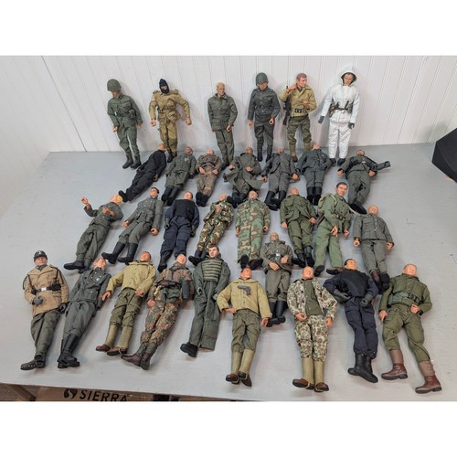 31pc military action figures - 31pc,