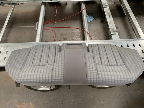 Mercedes w124 saloon rear - rear, seat