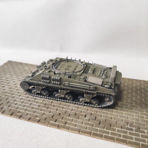 Scale sherman m4a4 - 1/72,