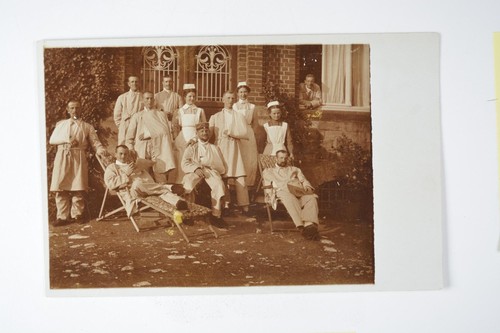 Wwi wounded soldiers nurses - wwi,
