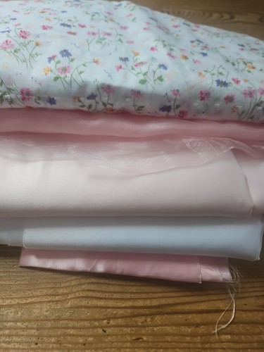 1kg fabric scrap bag mixed - 1kg,