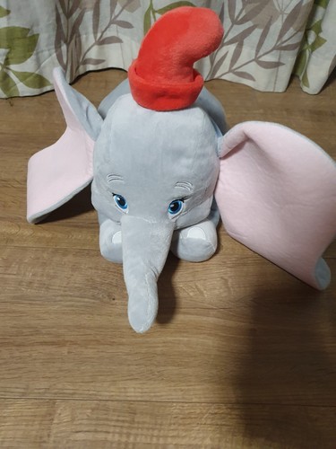 Disney store large dumbo - disney,