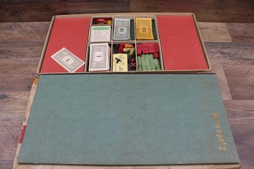 Vintage rare monopoly white - rare,