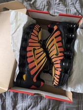 Size 8.5 - Nike Shox TL