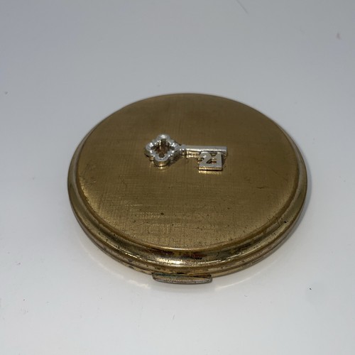 Vtg stratton compact - stratton,