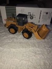 Conrad 345 Furukawa Loading Shovel 1/50 Scale  Great Load WSI Tekno