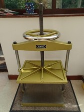 Cast Iron Book Press - Make 'Robust' (German), Completely Refurbished, bargain! 