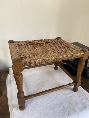 Vintage rattan stool - rattan,