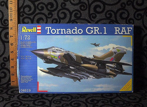 Revell model kit - 1/72, raf