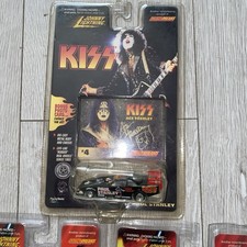 Johnny lightning kiss number - johnny,