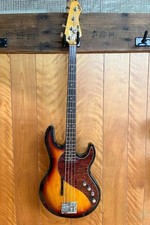 Variax BASS 700 Acoustic